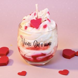 Bougie Gourmande Fraise Viens, On s'aime